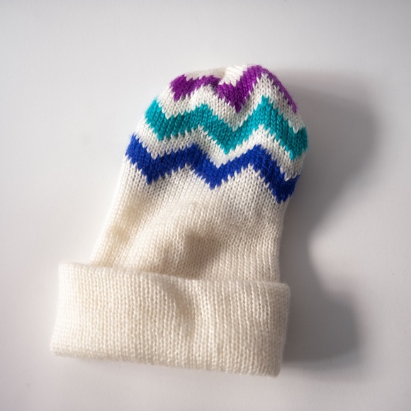 Vintage 80s Knit Winter Chevron Pattern Hat - Picture 7 of 7